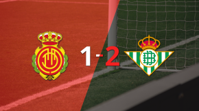 Mallorca se quedó con las manos vacías ante Betis y perdió por 2 a 1