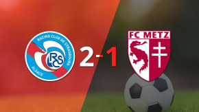 Con la mínima diferencia, RC Strasbourg venció a Metz por 2 a 1