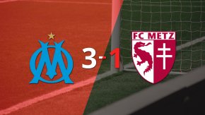 Olympique de Marsella logra una victoria de 3-1 sobre Metz