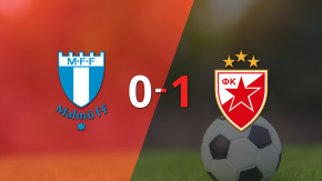 Malmö cayó frente a Estrella Roja 1-0 con un gol de Vasilije Kostov