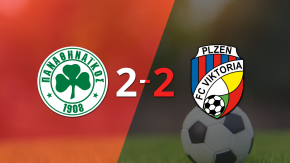 Panathinaikos y Viktoria Plzen empataron 2 a 2 en el encuentro de ida