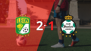 León asegura la victoria al vencer 2-1 a Santos Laguna