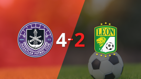 Con doblete de Brian Rubio, Mazatlán derrotó 4-2 a León