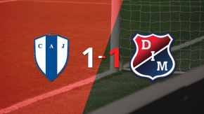 Con un empate 1 a 1, Juventud y Independiente Medellín definen todo en el partido de vuelta 