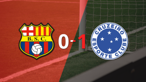 Matheus Pereira le dio la victoria a Cruzeiro ante Barcelona