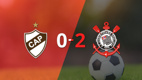 Corinthians da un golpe de autoridad venciendo a Platense por 2 a 0