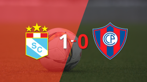 Apretada victoria de Sporting Cristal frente a Cerro Porteño