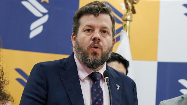 Kaiser (PNL) cuestiona a Kast por descartar indultos a exuniformados: "Es más importante no decepcionar a la extrema izquierda"