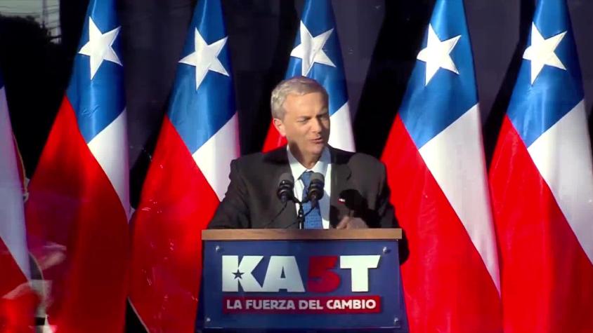 Critican "triunfalismo" de Kast a horas de la elección presidencial