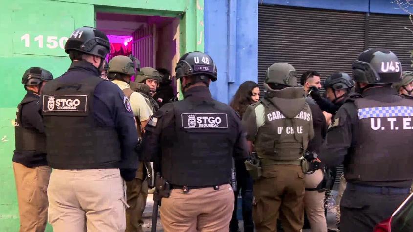 Santiago: El 'after' ilegal que cobraba $8.000 y terminó con la intervención de Carabineros