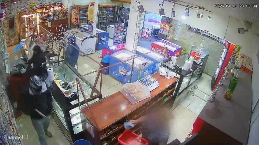 Delincuentes armados asaltan panadería en Coronel: robaron $17 millones y agreden a personal
