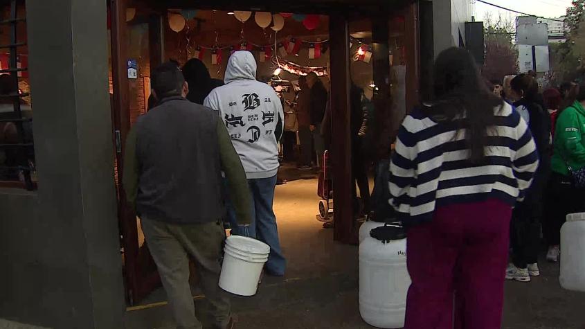 Chilenos realizan compras de último minuto para las Fiestas Patrias