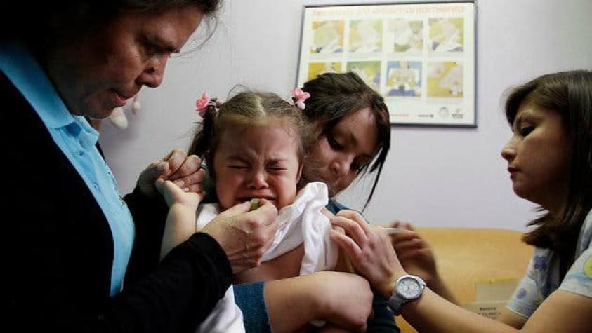 Polémica por política contra meningitis W-135 : preocupan altas cifras de niños no vacunados
