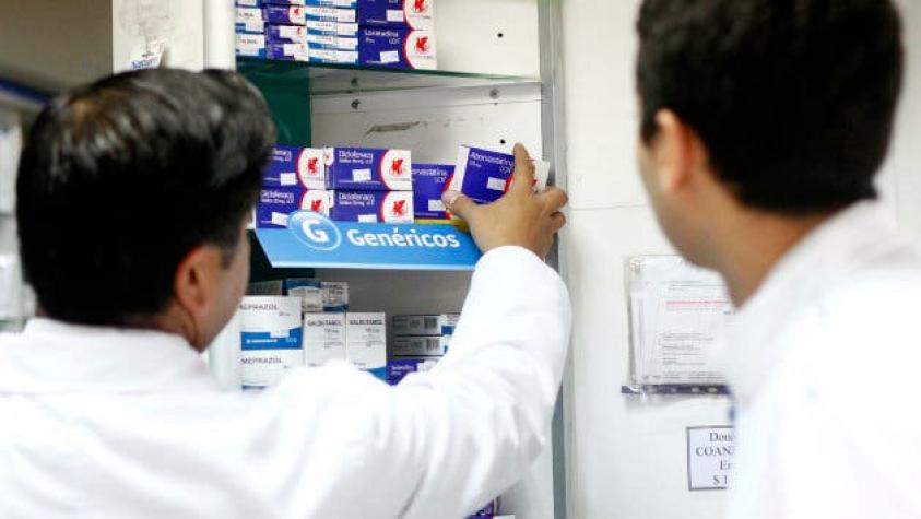 Ley de fármacos: Minsal pedirá a retail que limite compra de remedios con tarjeta