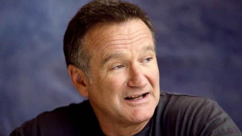 Trailer de película póstuma de Robin Williams "A Merry Friggin Christmas"