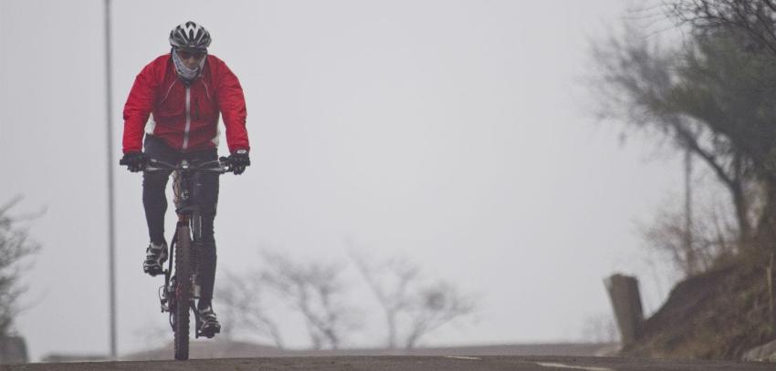 Ciclistas no podrán llegar a la cima del Cerro San Cristóbal