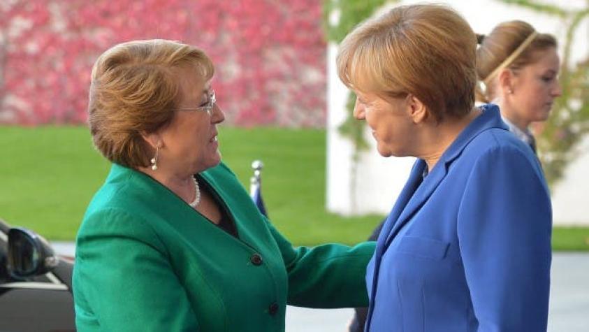 Bachelet aborda con Merkel mecanismos para realizar una reforma constitucional