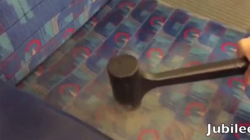 [VIDEO] ¿Qué tan limpio es el Metro de Londres?