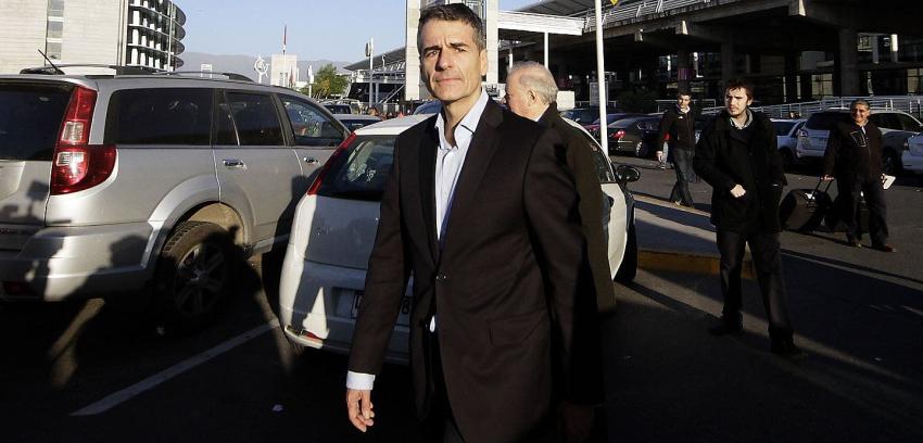 Andrés Velasco defiende a Eyzaguirre y dice que no debe ser interpelado