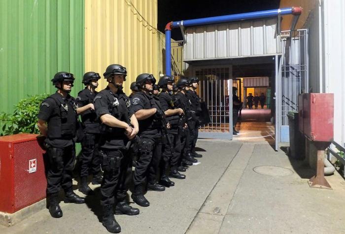 Gendarmes del centro penitenciario Valparaíso iniciaron una movilización