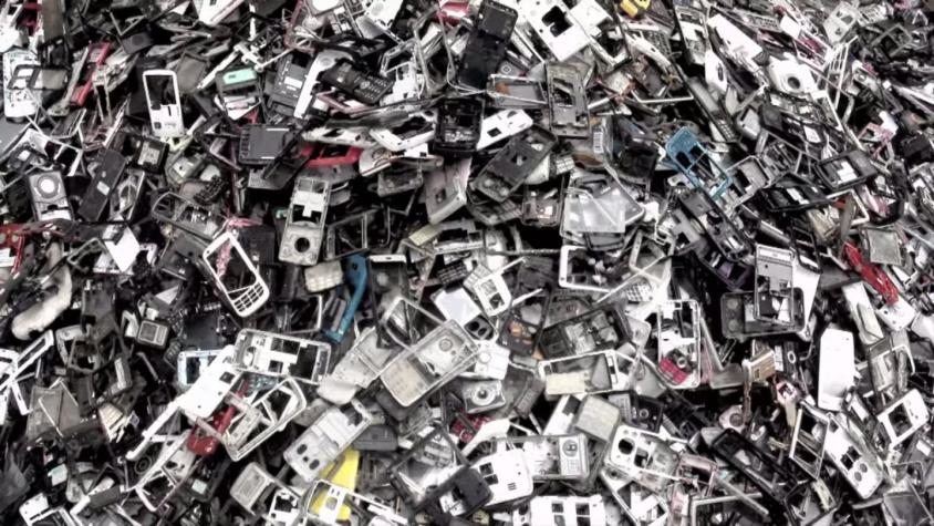 [VIDEO] La ruta de la basura: ¿dónde terminan nuestros desperdicios electrónicos?