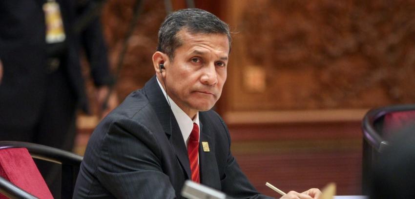 Presidente Humala baja su aprobación hasta un 25% en noviembre