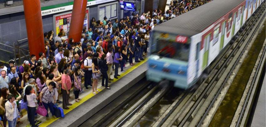 Cámara de Diputados aprueba dos proyectos de resolución por fallas en Metro