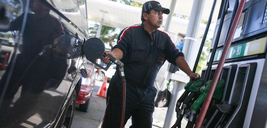 Modificación al Mepco: Bencineras traspasaron 87% de la baja anunciada en precio de gasolinas