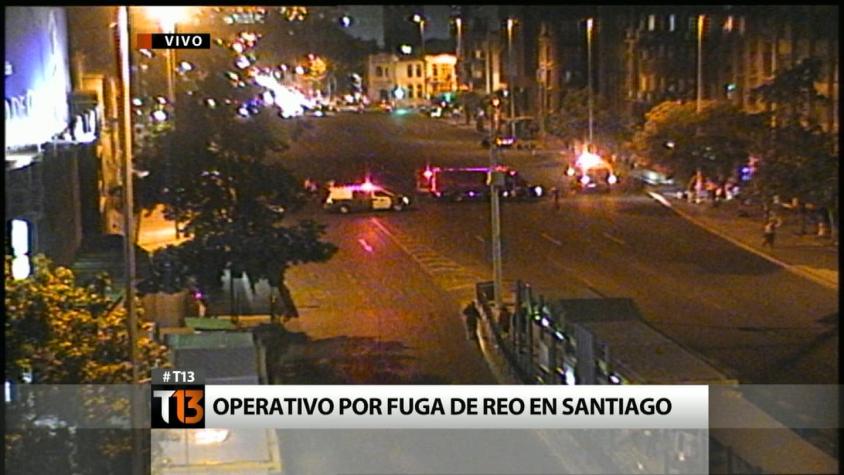 [T13] Carabineros realiza intenso operativo por fuga de reos en el centro de Santiago