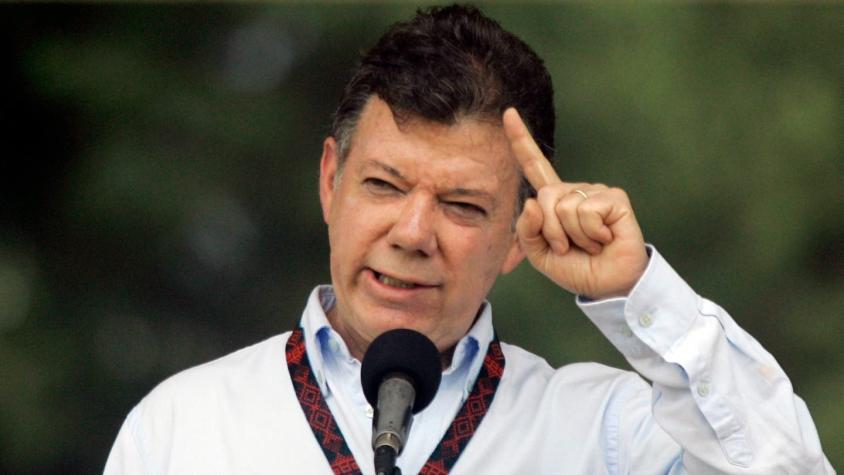 FARC libera a tres personas y Santos asegura que están en "perfectas condiciones"