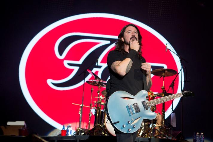 Dave Grohl dice que Kurt Cobain "lo besó en la cara" tras escuchar a Foo Fighters