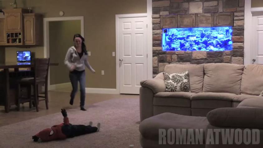[VIDEO] ¿Cómo reaccionarías si simulan el accidente de tu hijo como broma?
