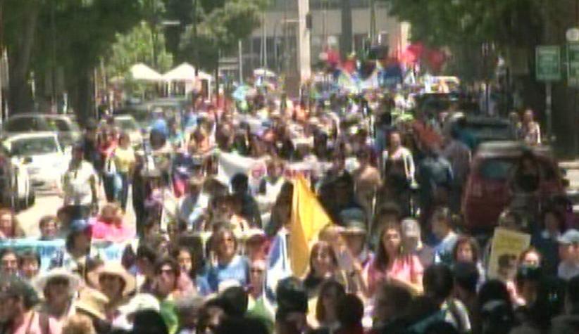 [T13] Paro docente: Más de 10 mil personas protestaron en la región del Biobío