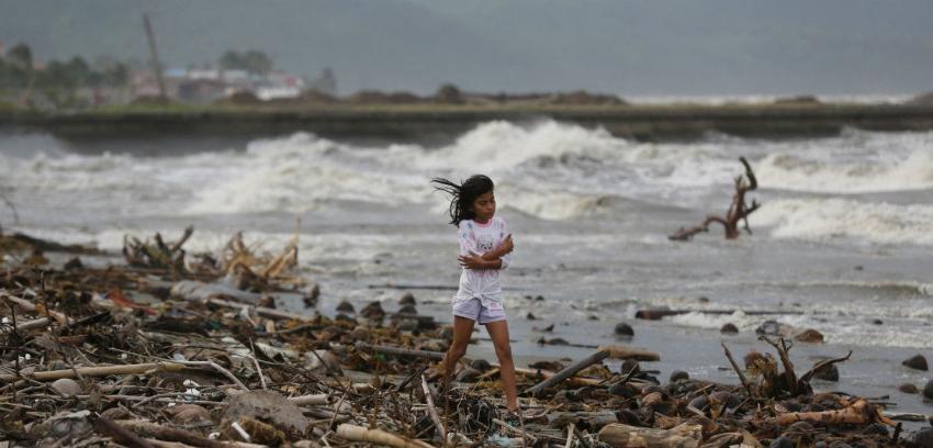 [FOTOS] Las desoladoras imágenes que dejó el tifón en Filipinas