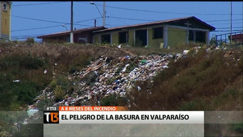 [T13] El factor clave en el incendio de Valparaíso que aún amenaza a los cerros