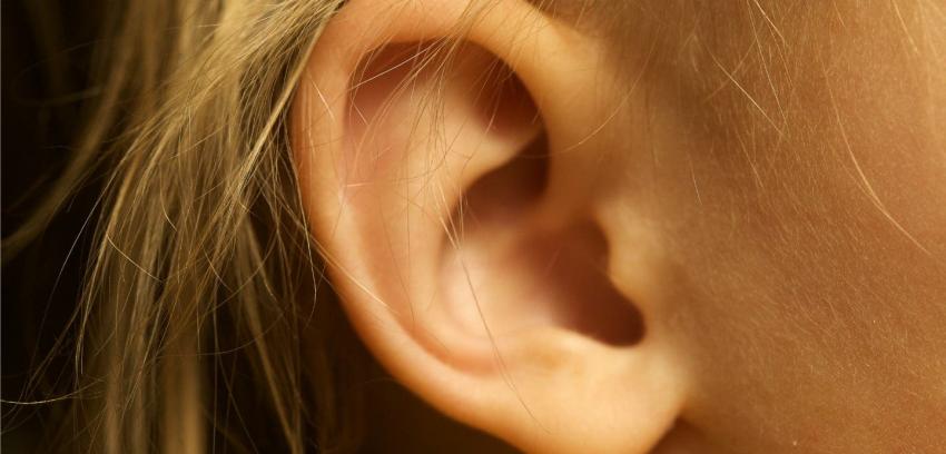 Ocho claves que indican que estás perdiendo la audición