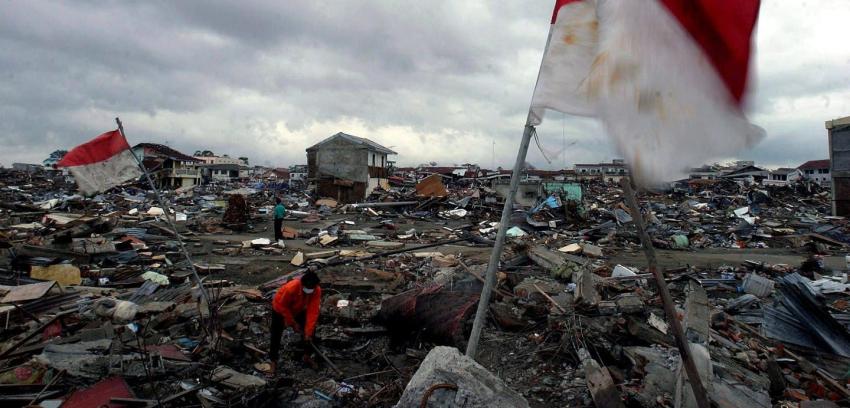 Con distintas ceremonias recuerdan los 10 años del tsunami en Asia