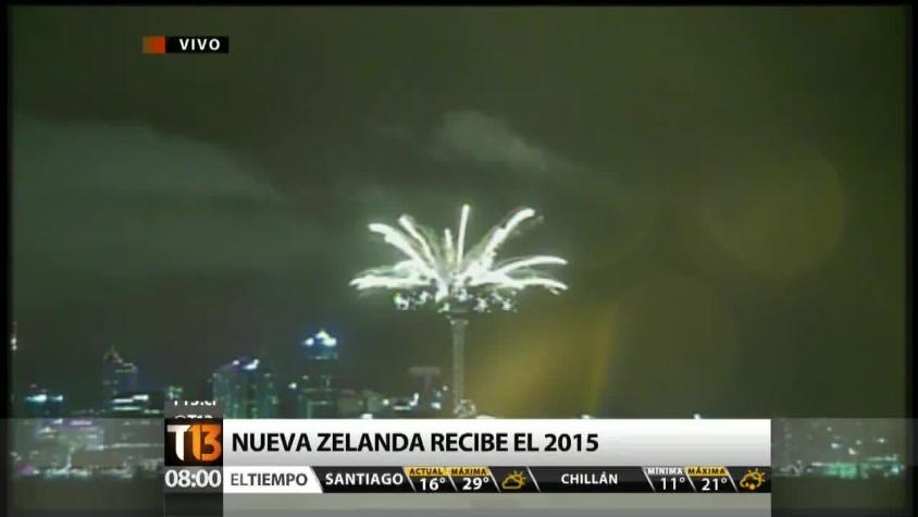 [T13 AM] Nueva Zelanda recibe el 2015