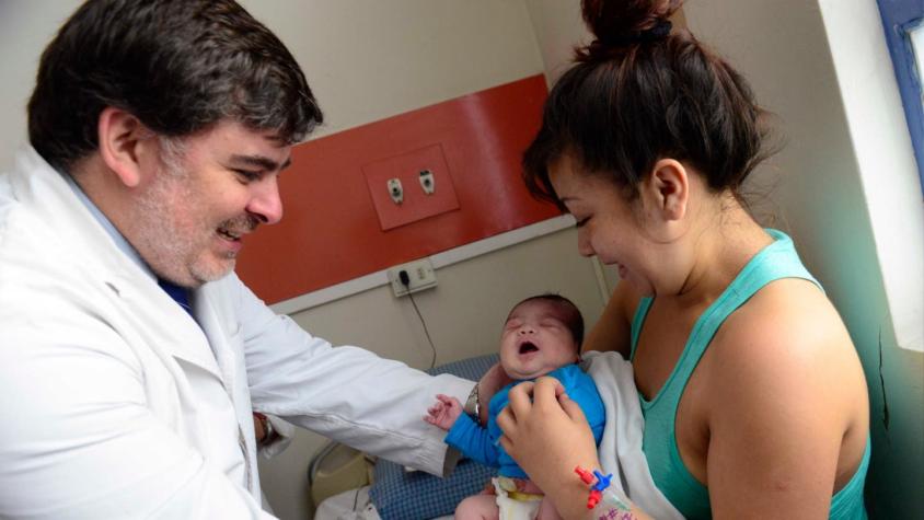 Autoridades de Salud visitaron a los primeros recién nacidos del 2015