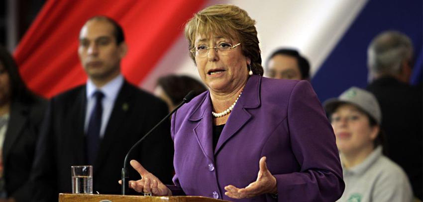 Encuesta CEP: ¿Qué sectores lideran la fuga del apoyo a Bachelet?