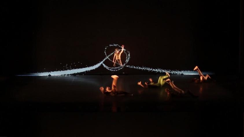 [VIDEO] El increíble espectáculo de danza que mezcla lo visual y virtual