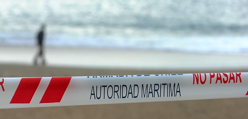 Seremi de Salud cierra playas de Chañaral por presencia de Fragata Portuguesa