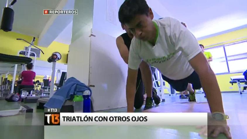 [Reporteros] La historia del primer triatleta ciego de Chile