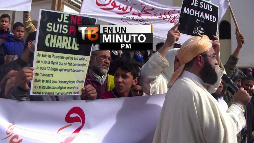 [VIDEO] #T13enunminuto: protesta contra Charlie Hebdó en Marruecos y otras noticias del mundo