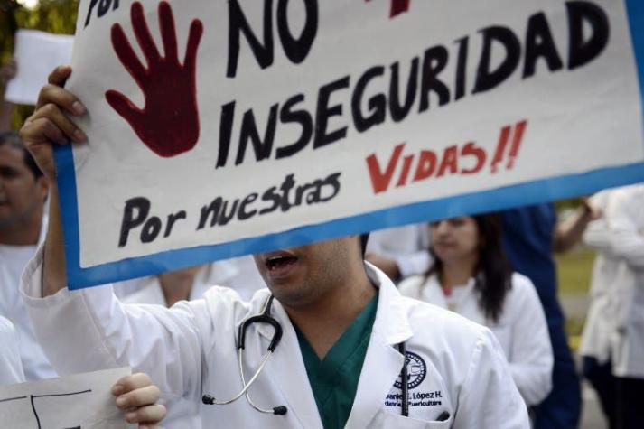Se agrava escasez hospitalaria en Venezuela: reutilizan los marcapasos