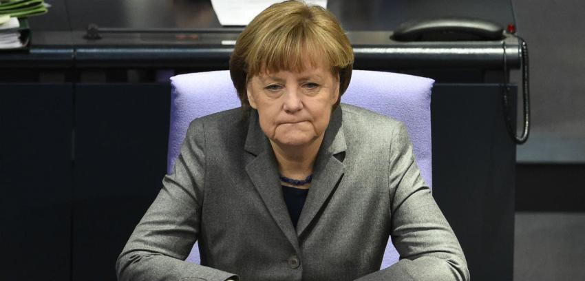 Alemania: canciller Merkel descarta condonación de la deuda a Grecia