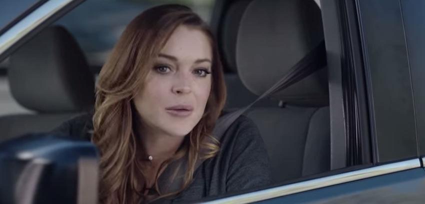 [VIDEO] Lindsay Lohan se burla de sí misma en nuevo comercial
