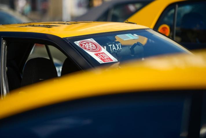 Transportes amplía plazo para que taxis reajusten tarifas