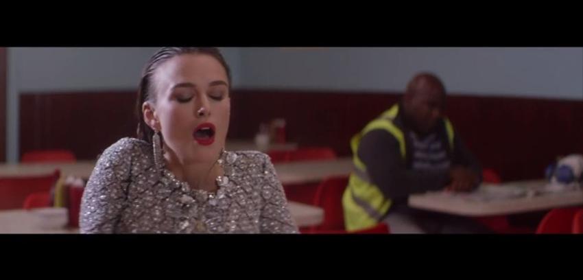[VIDEO] Keira Knightley recrea famosa escena de "Cuando Harry conoció a Sally"