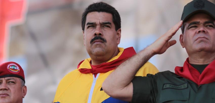 Maduro afirma que defenderá la democracia venezolana